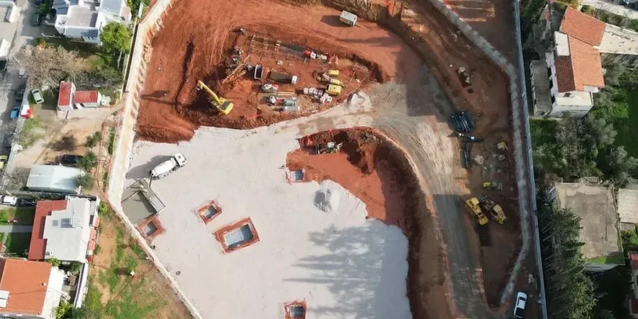 Conception géotechnique des excavations profondes à Lille : anticiper la stabilité en milieu urbain dense